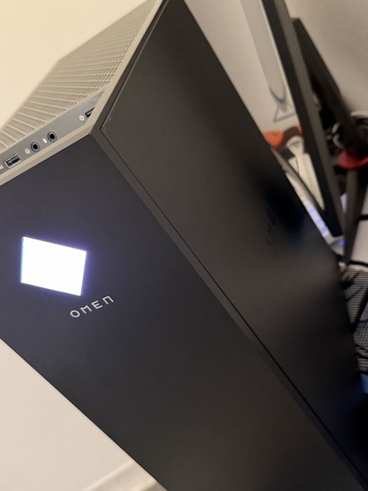Computador em perfeito estado