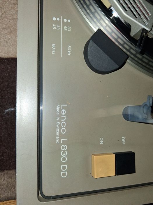 Gramofon Lenco L830 DD Direct Drive