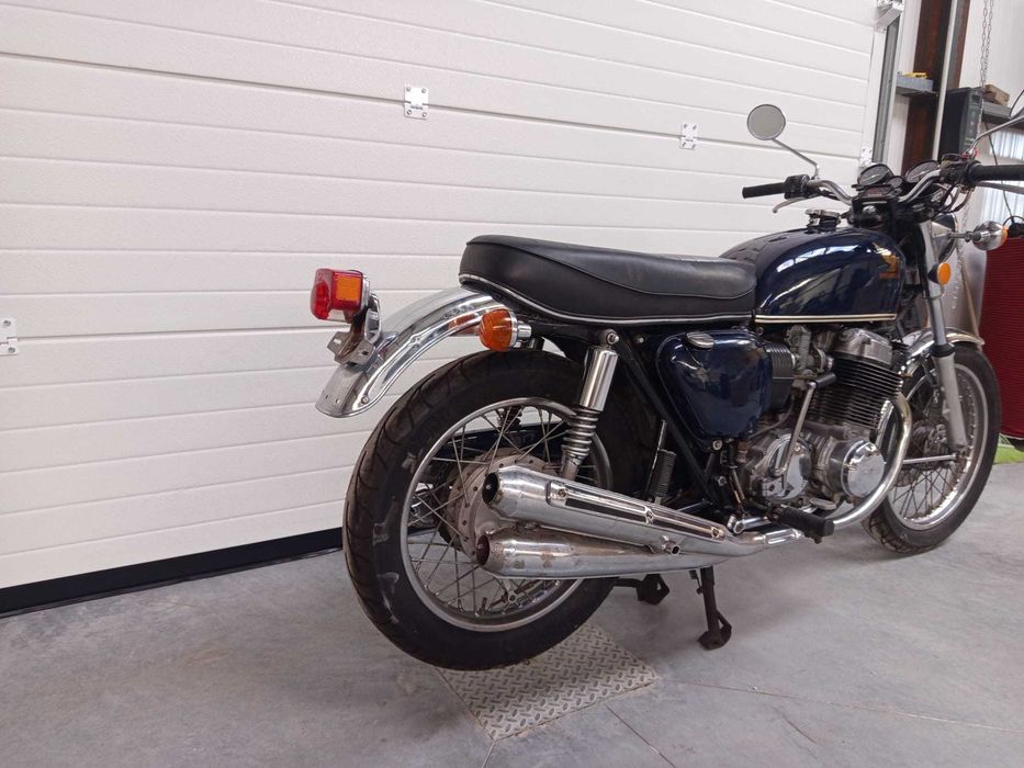 Honda cb 750 four