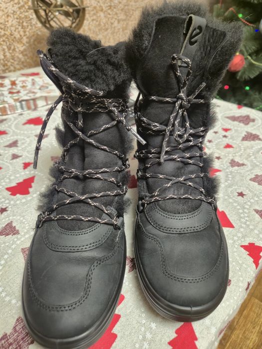 Продам ботинки Ecco