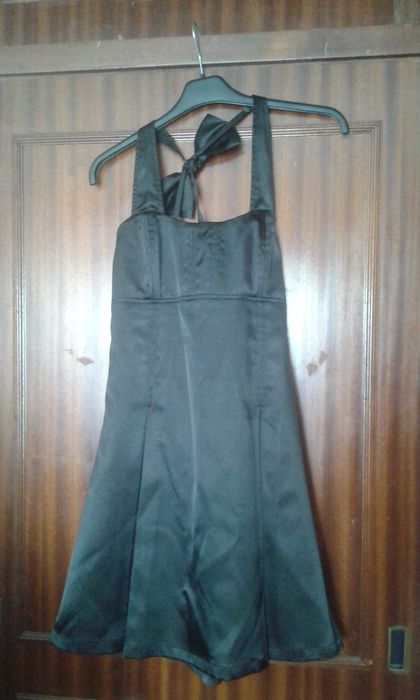 Vende-se vestido preto para cerimónia Americo Tavar