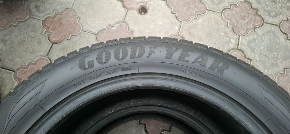 Шины Good Year Efficient Grip 265/50 R20 suv4×4 Всесезонка