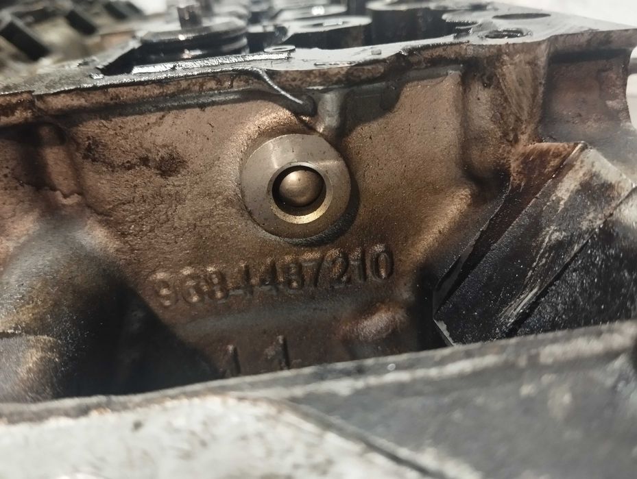 Cabeça do Motor Peugeot / Citroen / Ford / Volvo 1.6HDI 8V 9684487210