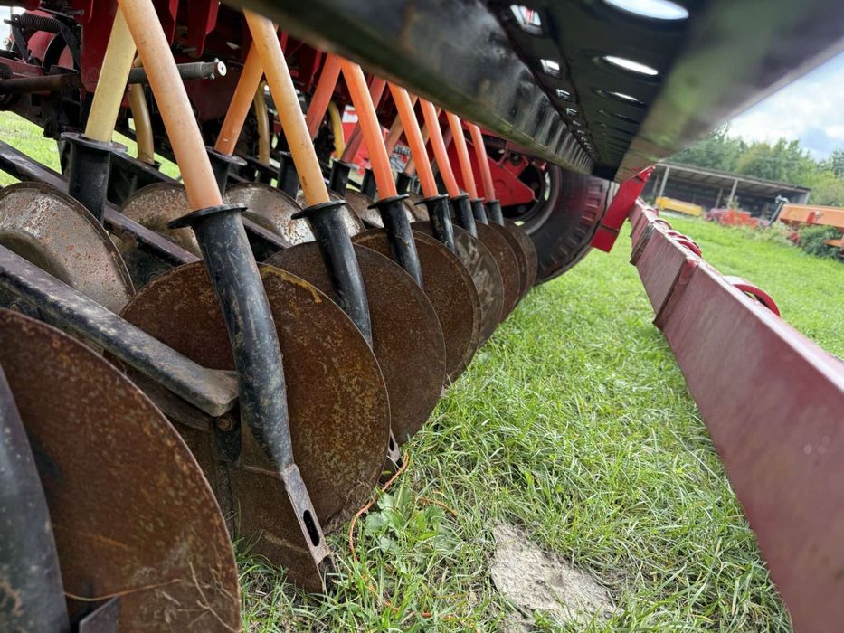 Сівалка зернова дискова причіпна 2.5м SIMULTA JUNKKARI 2500 Каток (сз)