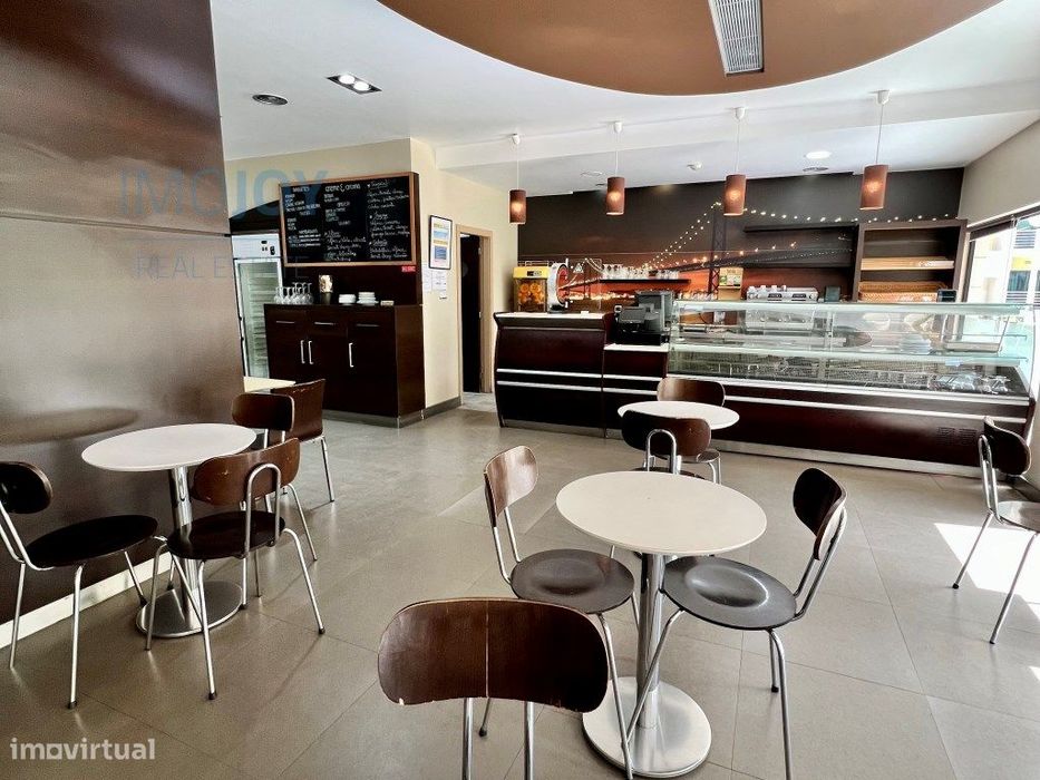 Loja para Venda no Centro de Alcabideche