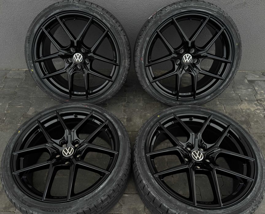 VW ARTEON koła letnie 245/40r19 KUMHO FELGI TOMASON Germany NOWE