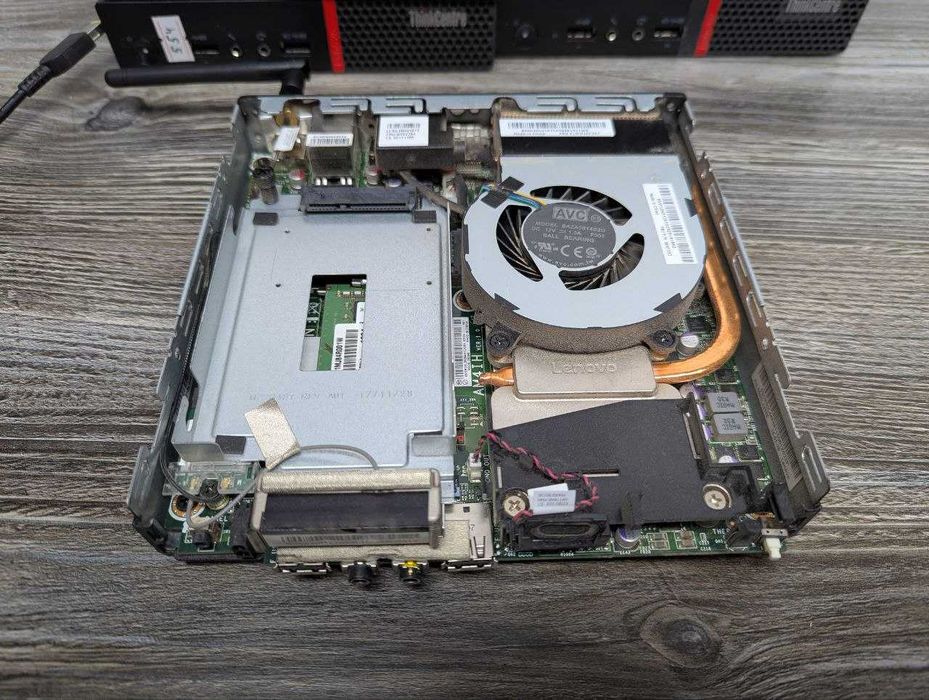 міні ПК Lenovo ThinkCentre M715q / AMD PRO A12-9800E / RAM 8Gb /Wi-Fi