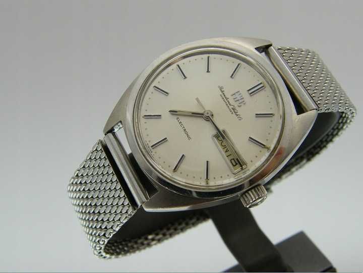 IWC Schaffhausen Electronic Day-Date RRR w Stali