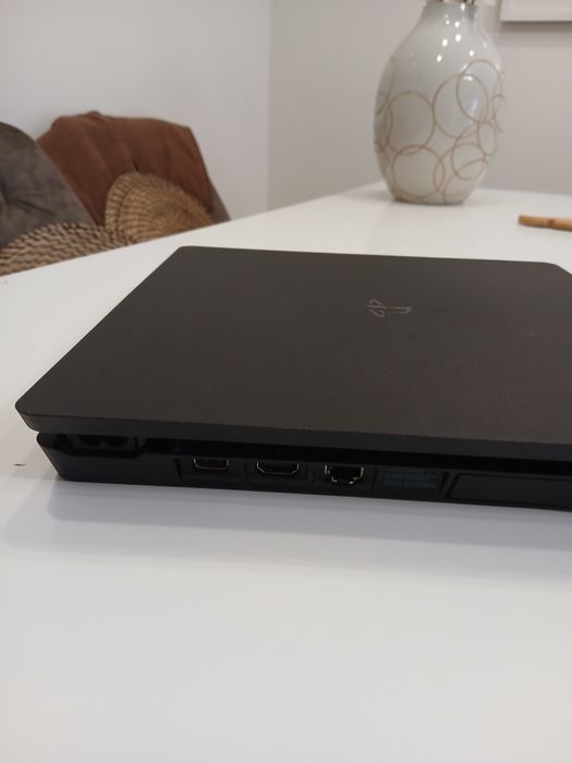 Ps4 Slim 1TB(muito bom)
