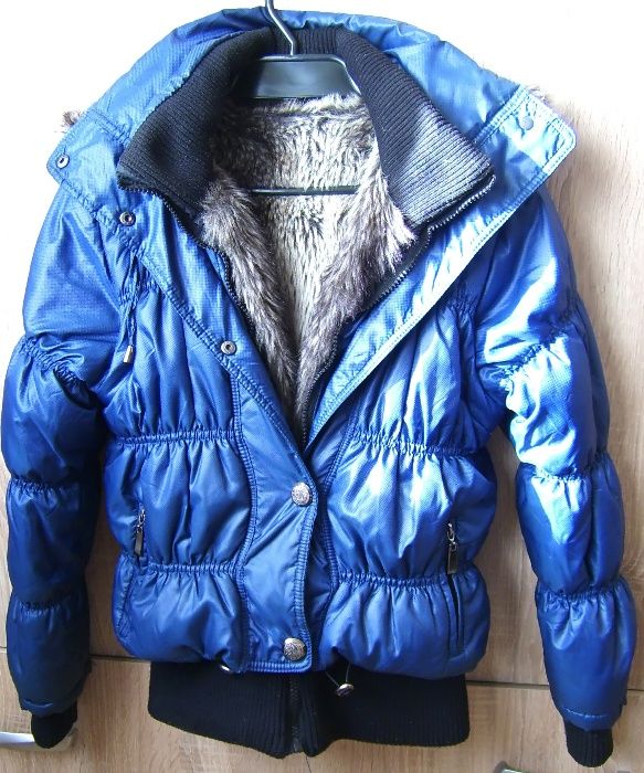 Kurtka zimowa damska dziewczęca w idealnym stanie jak nowa.