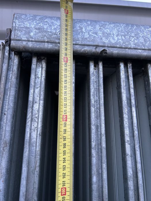 Portão de garagem de fole