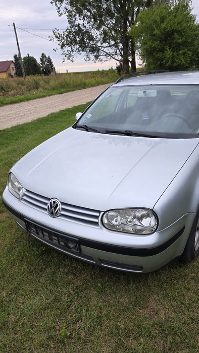 Maska Przód Volkswagen Golf IV 2002r LA7W