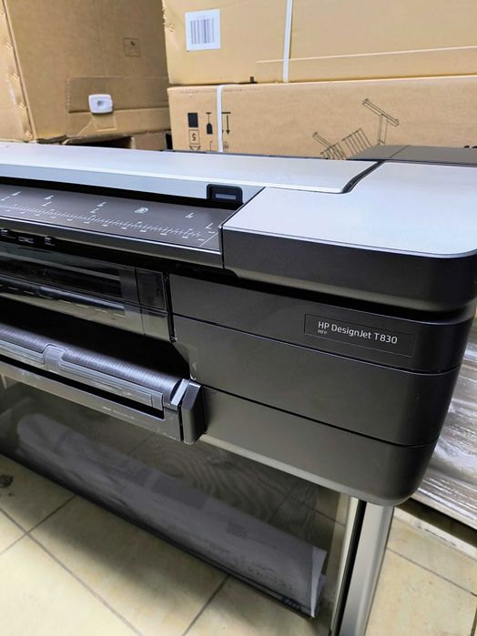 HP Designjet T830 MFP ze skanerem,  ploter wielofunkcyjny licznik 273m
