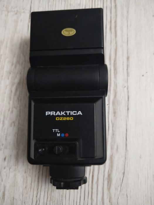 Lampa fotograficzna Praktica DZ260