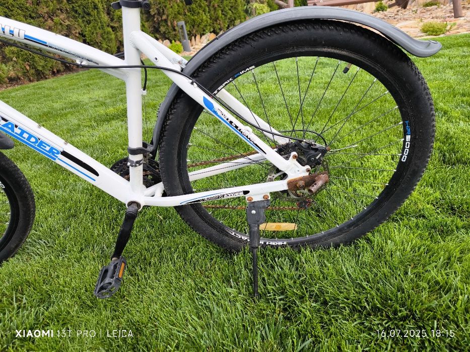 Rower górski w dobrym stanie.