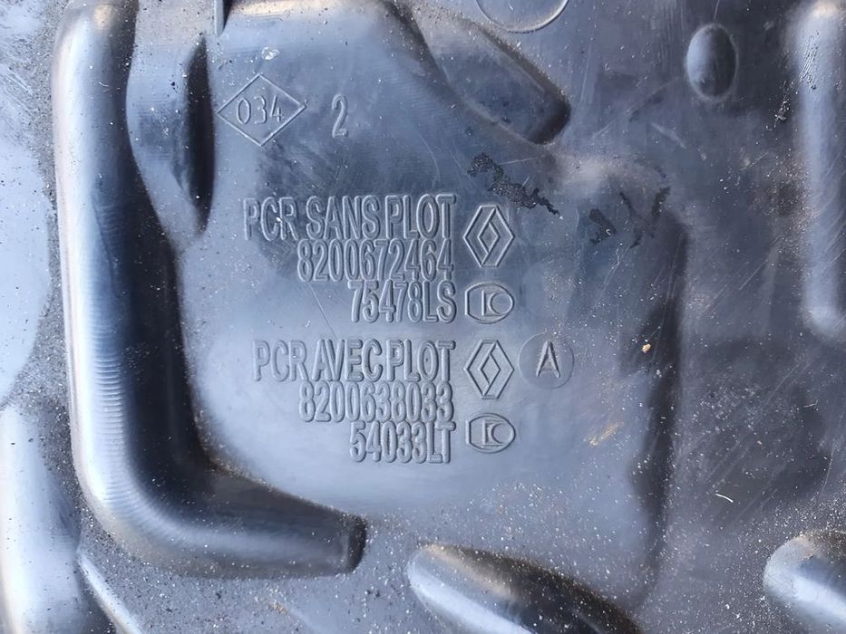 pokrywa wtryskiwaczy 2.0 dci renault 8200638033
