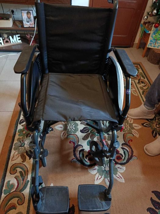 Cadeira de Rodas Latina Compact Orthos XXI - Usada 3 vezes