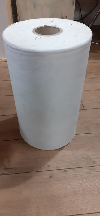 Włóknina biała, do szycia lub do ogrodu, cały wałek,