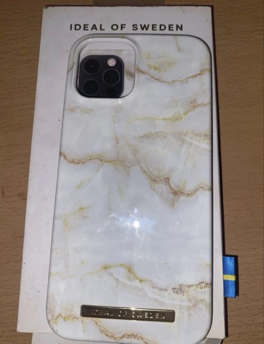 Mam na sprzedaz etui do iphone 12 pro max