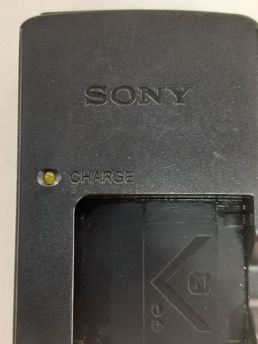 Зарядний пристрій Sony BC-CSN  (Nikon  для батарей