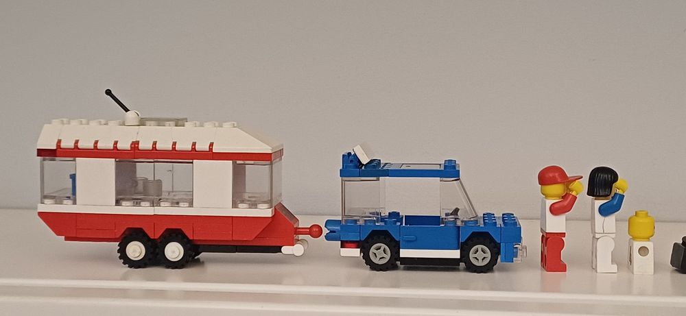 Lego Classic Town - 6590 Vacation Camper