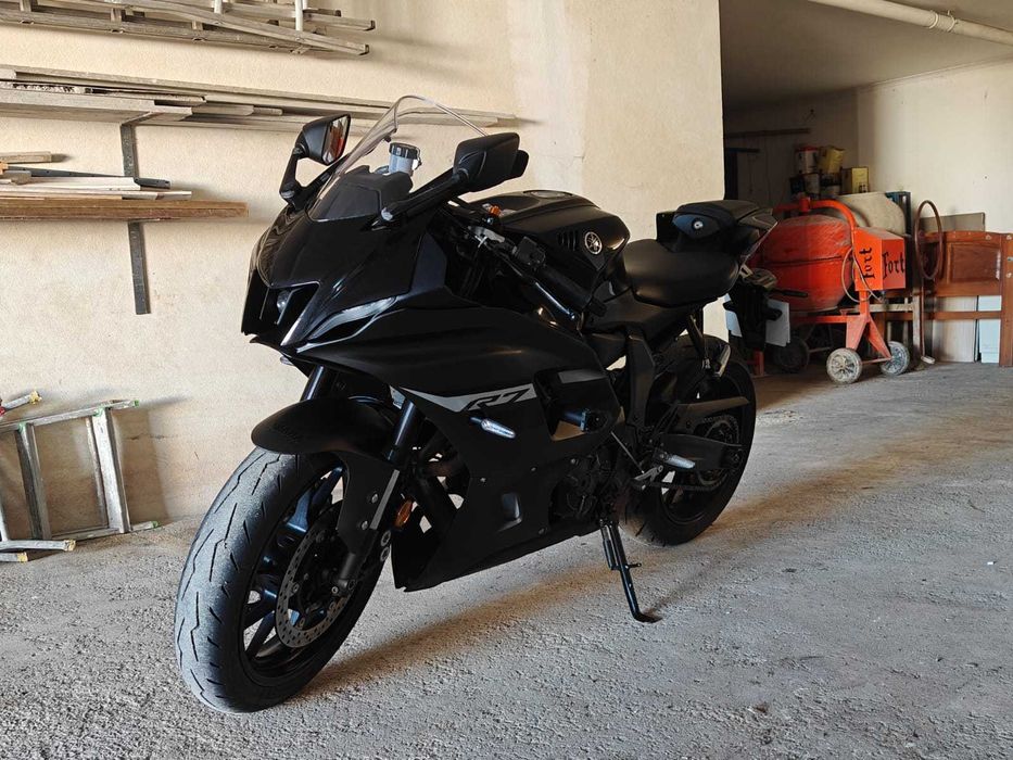 Yamaha R7 35KW (Livrete)
