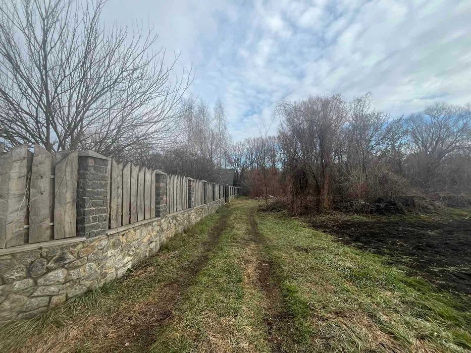 Продаж будинку біля лісу, перша лінія від річки