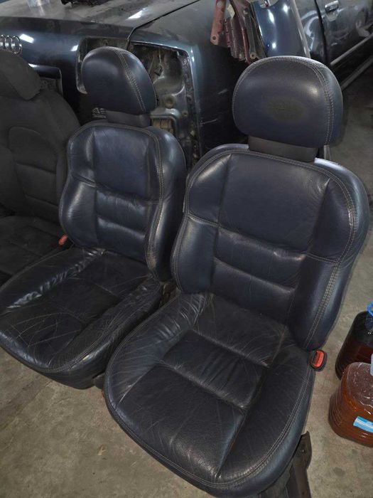 Салон Jeep Grand Cherokee WJ Кожа Сидіння