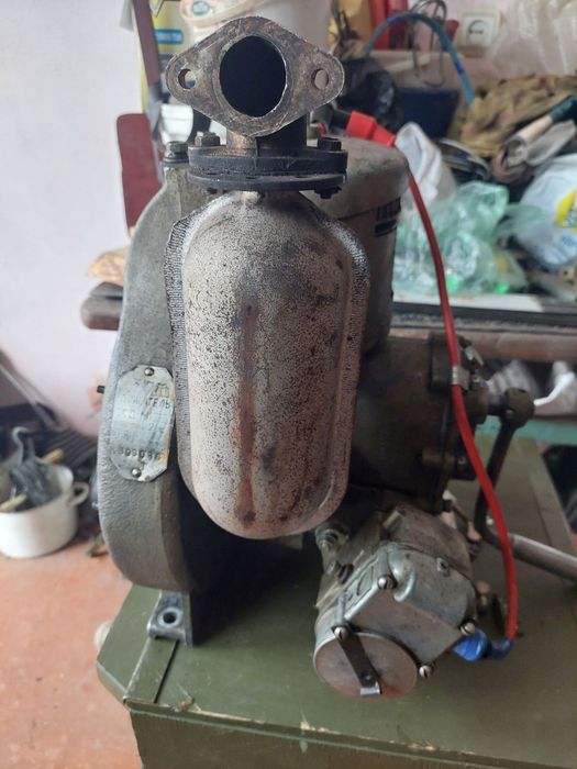 Продам двигун бензиновий 2 к.с.