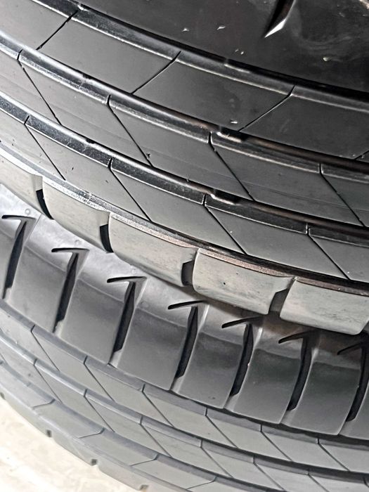 Pneus Bridgestone Turanza T005 - 225/45/18 - Como NOVOS