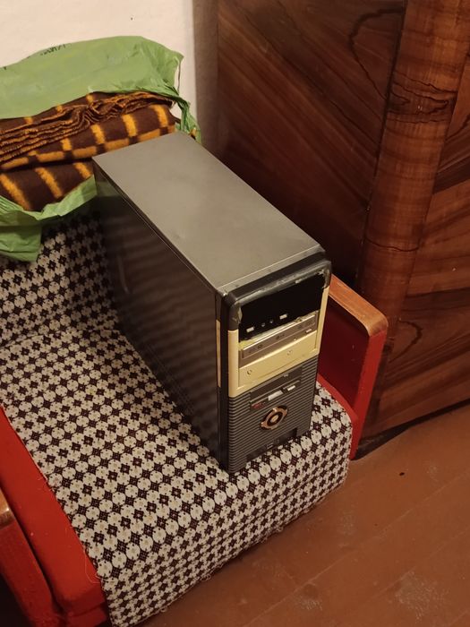 Продам комп'ютер на розборку