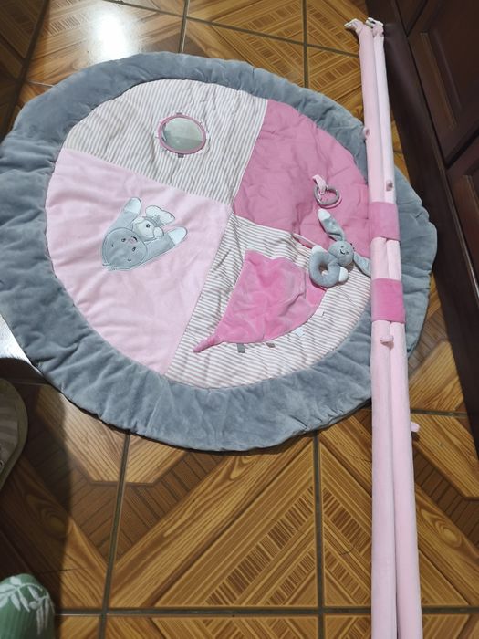 Tapete de atividades para bebe novo