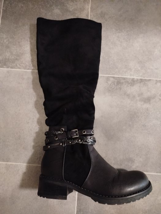 Чоботи комбінові з екошкіри і екозамши.