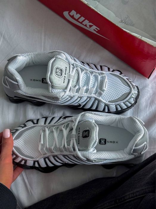 Жіночі  спортивні кросівки Shox tl White Black найк шокс білі з чорним