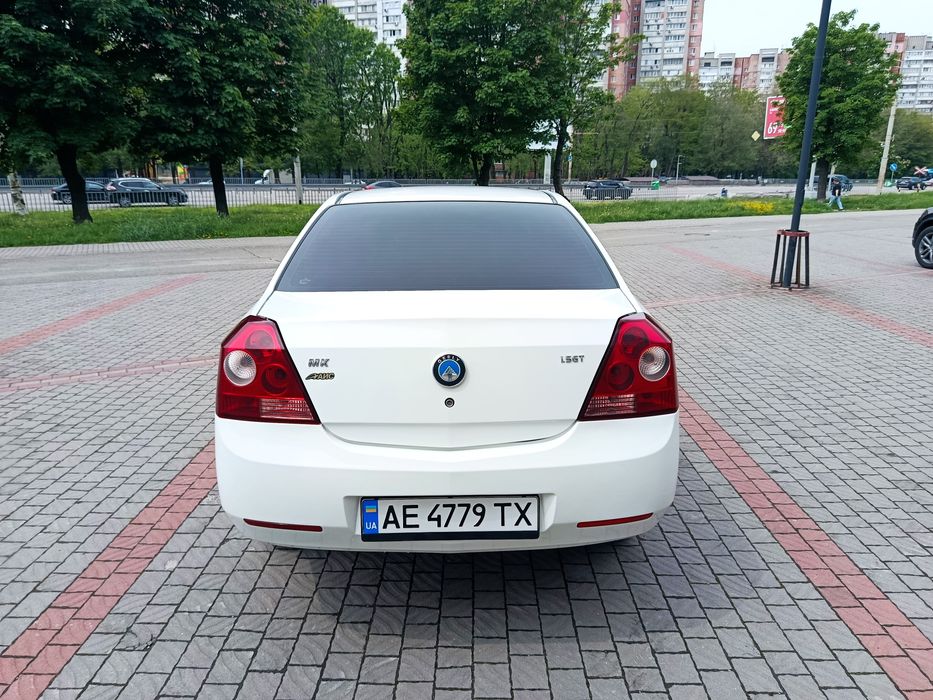 Продам автомобіль Geely MK 2