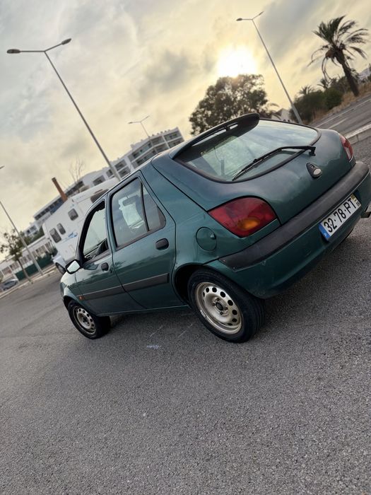 Ford Fiesta 2000