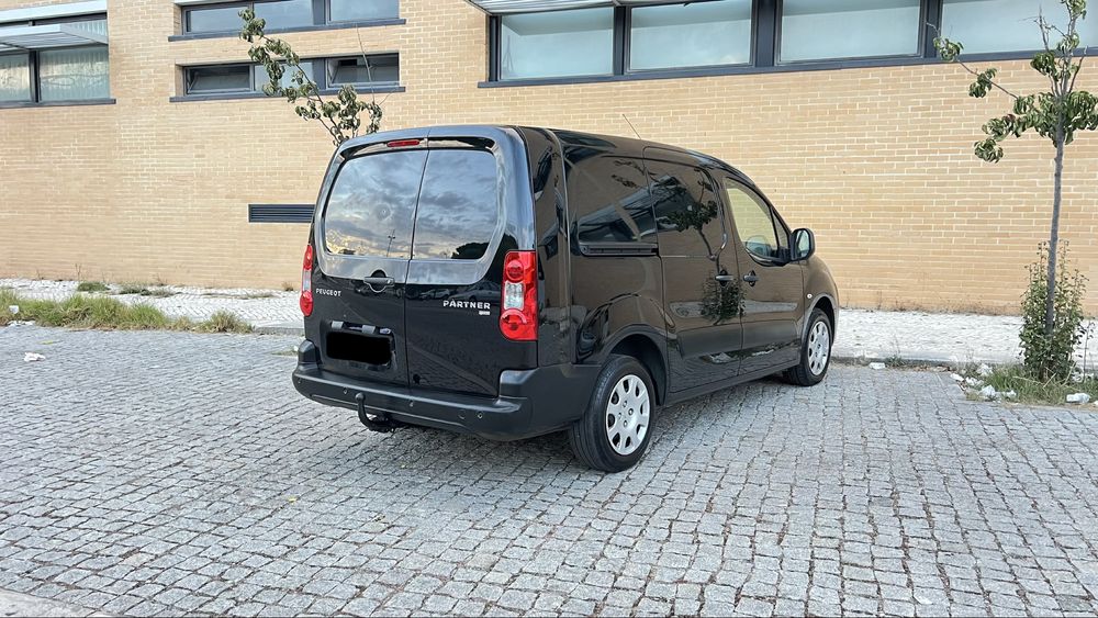 Peugeot Partner 1.6 hdi /  3 lugares / Caixa longa