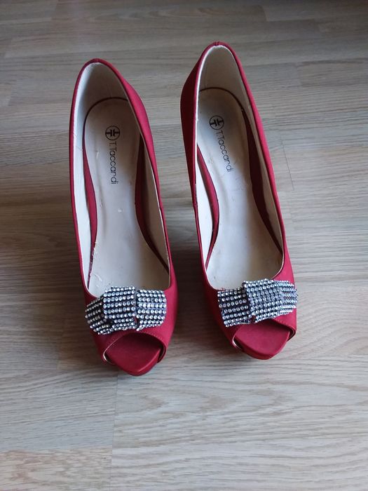 Eleganckie szpilki 38