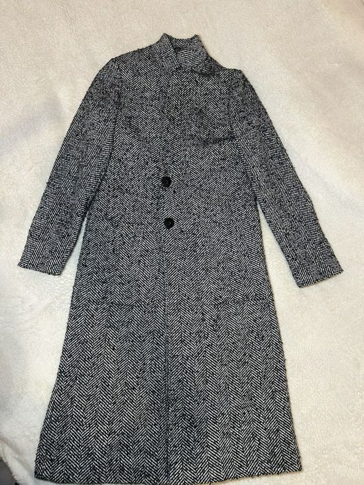 Жіноче пальто від бренду Primark