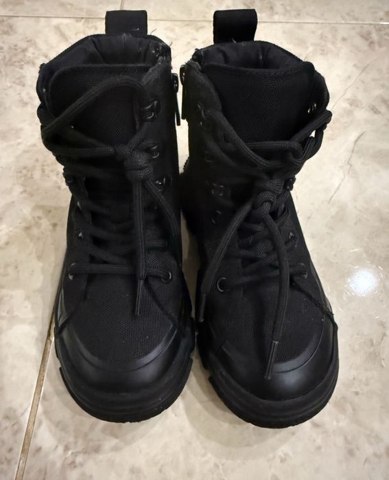 Ботинки Zara Осень-Весна  30р