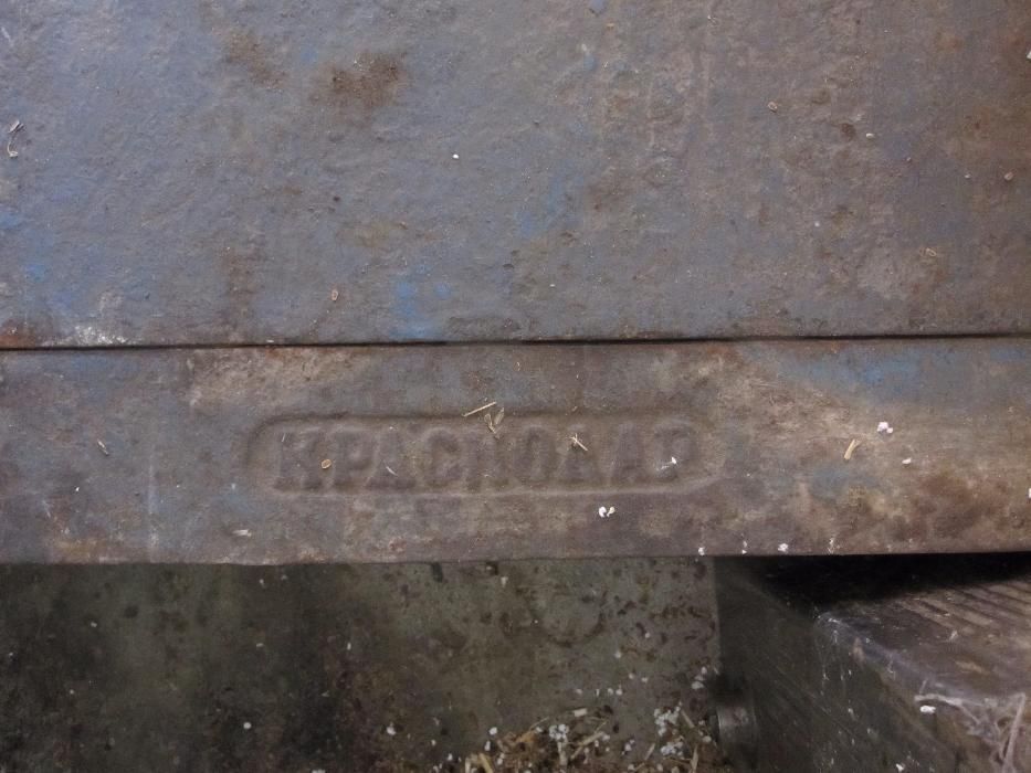 Продам весы механические напольные, платформенные. Больше 1000 т