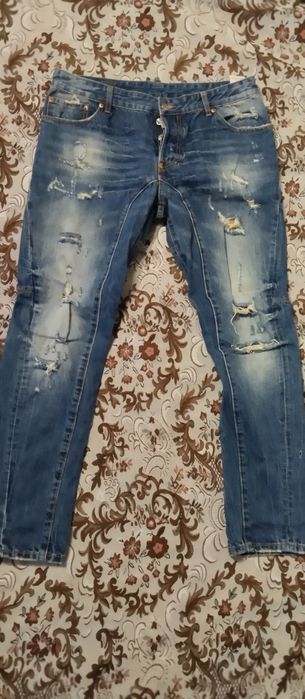 Фирменные джинсы DSQUARED2