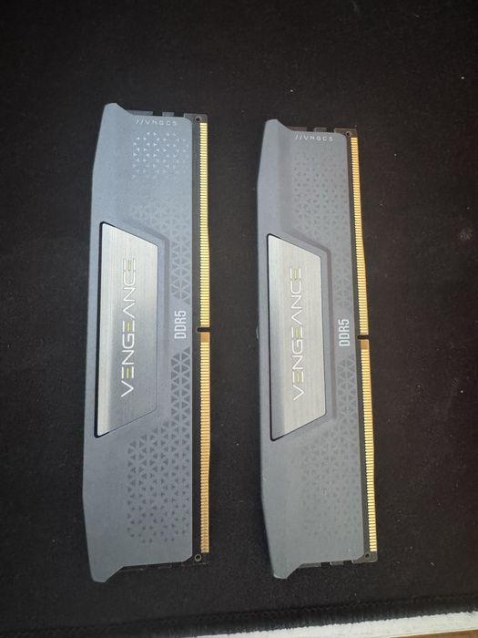 Ddr5 Corsair  Vengeance 2x8gb