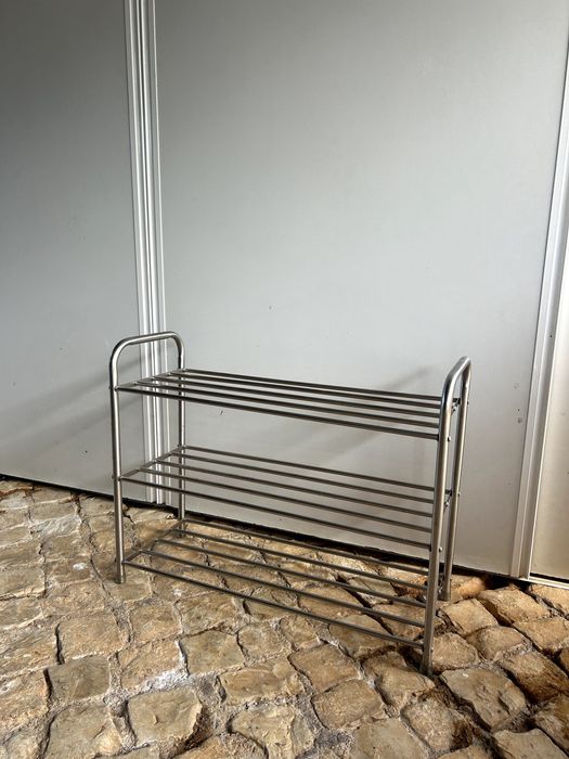 Sapateira / Estante de Metal com 3 Prateleiras