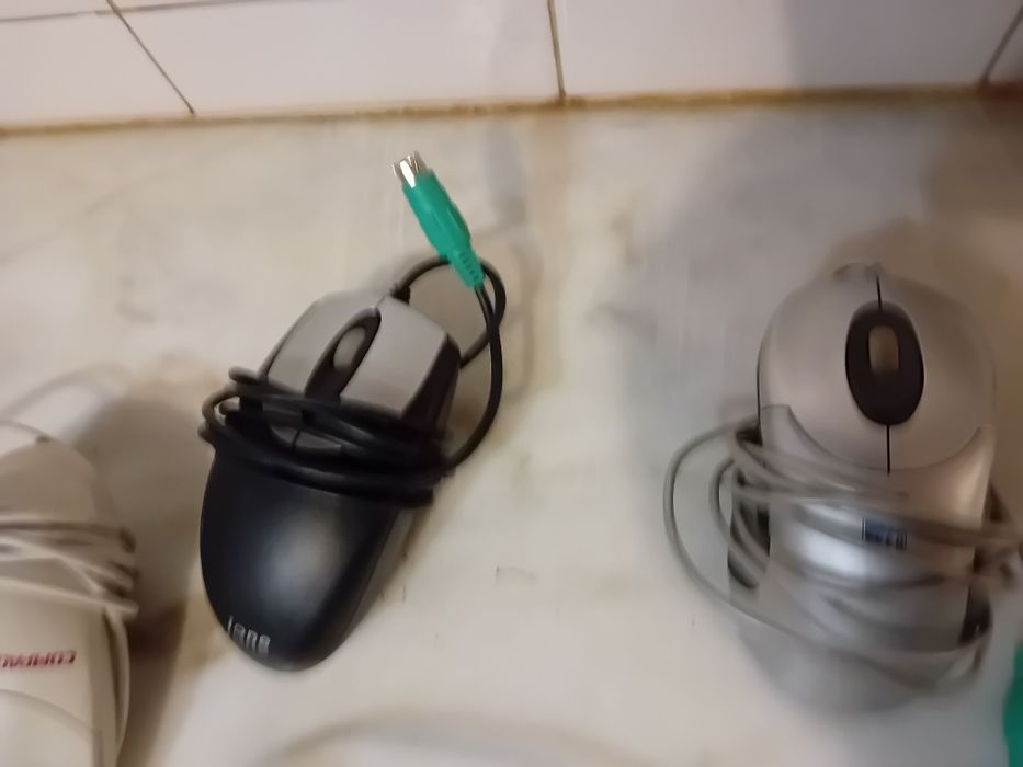 Conjunto de 6 Ratos de Computador Antigos Diversos