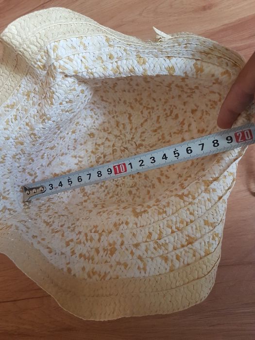 Kapelusz dla dziewczynki