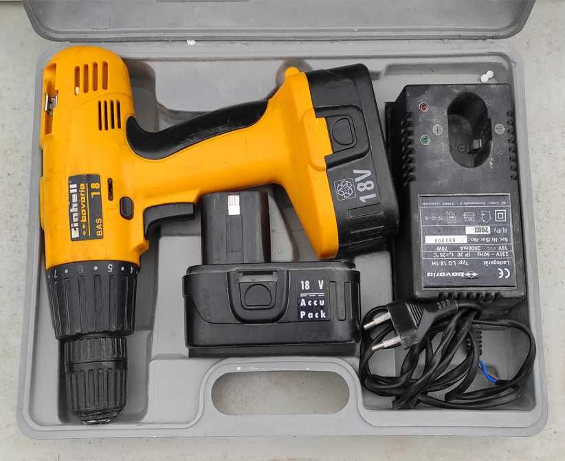 Аккумуляторный шуруповерт Einhell с б/п.
