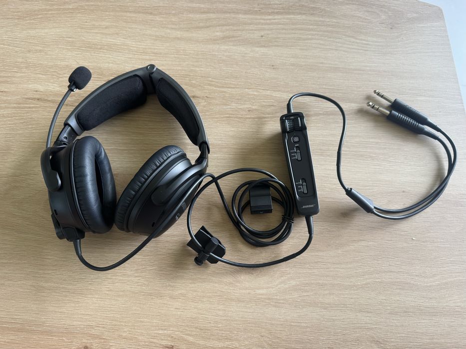 Słuchawki lotnicze Bose A30