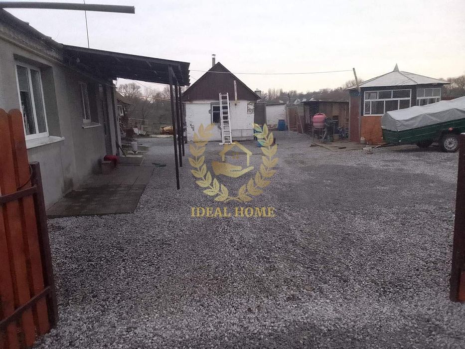 Продам будинок з 4 кімнатами Поло́ги — село в Україні, у Білоцерківськ