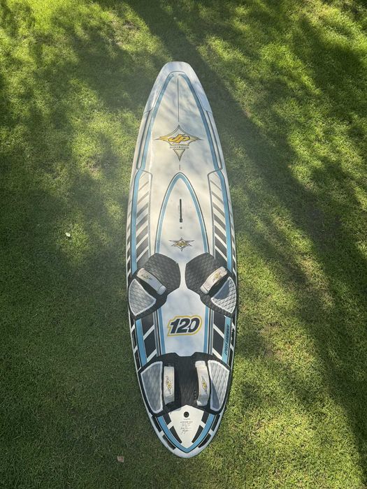 Deska windsurfingowa Jp Australia + statecznik